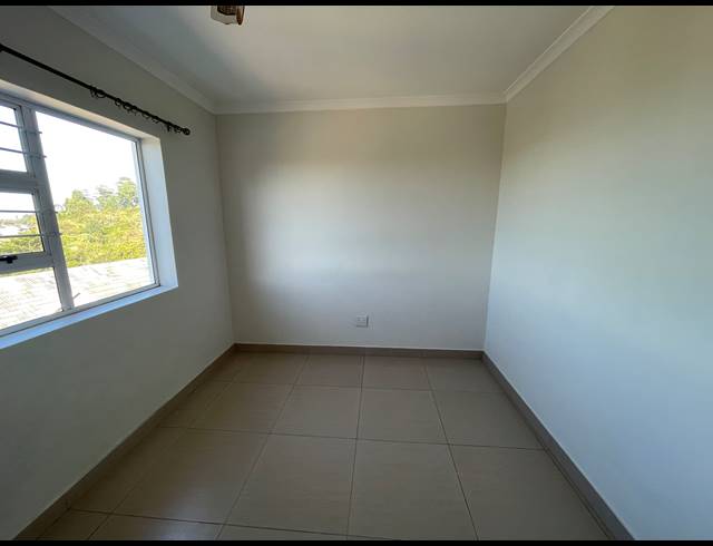 2 BEDROOM APARTMENT RENTED IN PADFIELD PARK